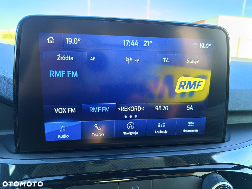 Ford Kuga - 19