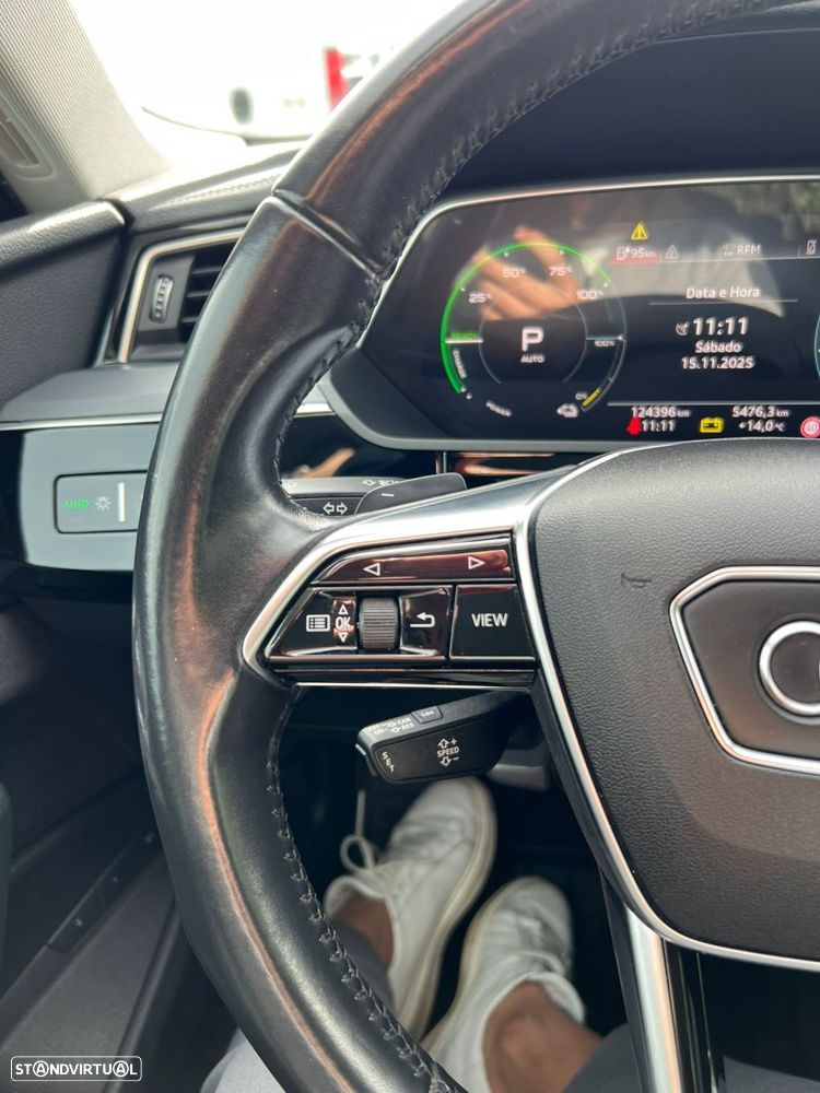Audi e-tron 55 quattro - 36