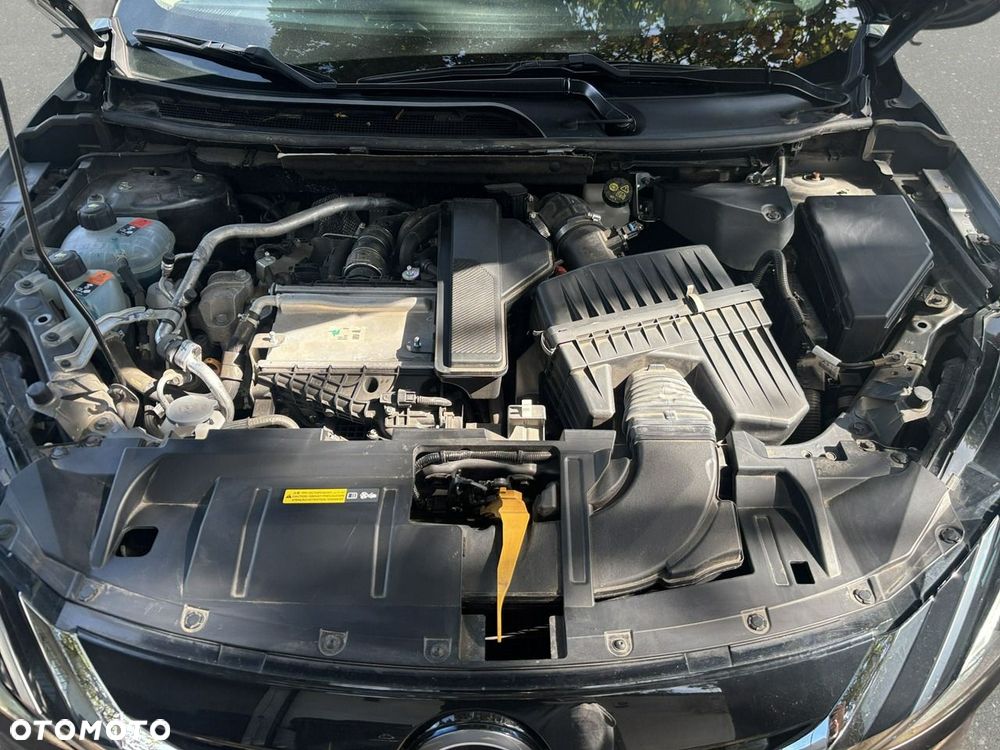 Nissan Qashqai - 25