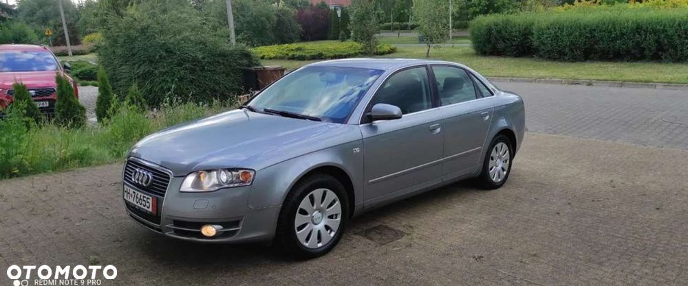 Audi A4 Limousine - 14