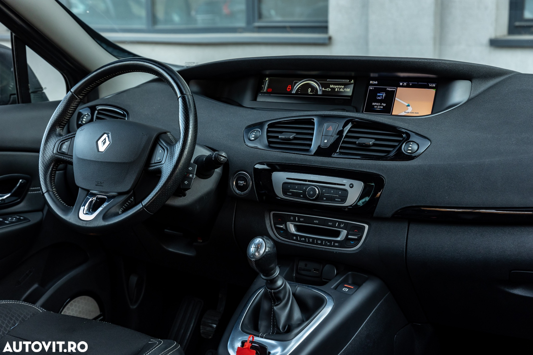 Renault Scenic ENERGY TCe 130 BOSE EDITION - 7