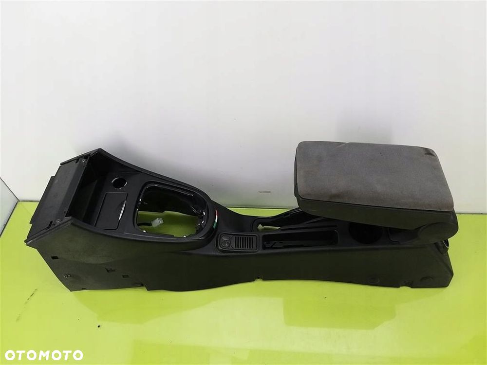 Tunel środkowy podłokietnik Alfa Romeo 147 2000-2010 385886 ORYGINAŁ - 2