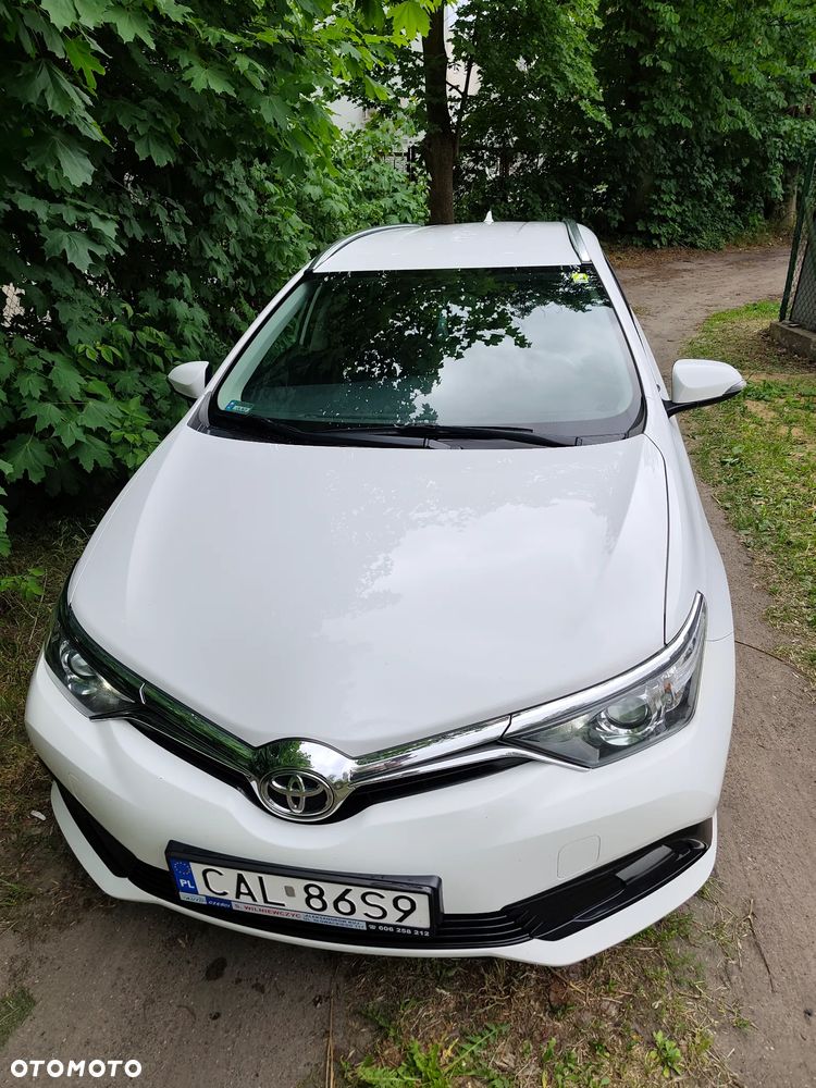 Toyota Auris 1.4 D-4D Active - 5