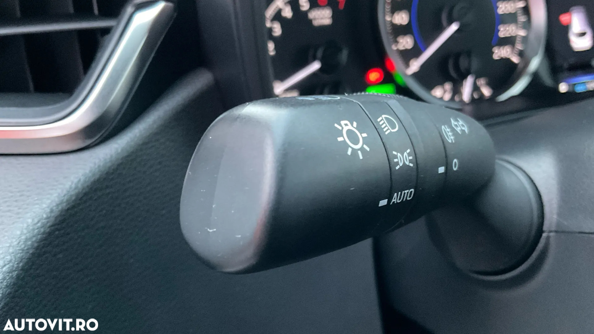 Toyota Corolla 1.8 Hybrid Touring Sports - 27