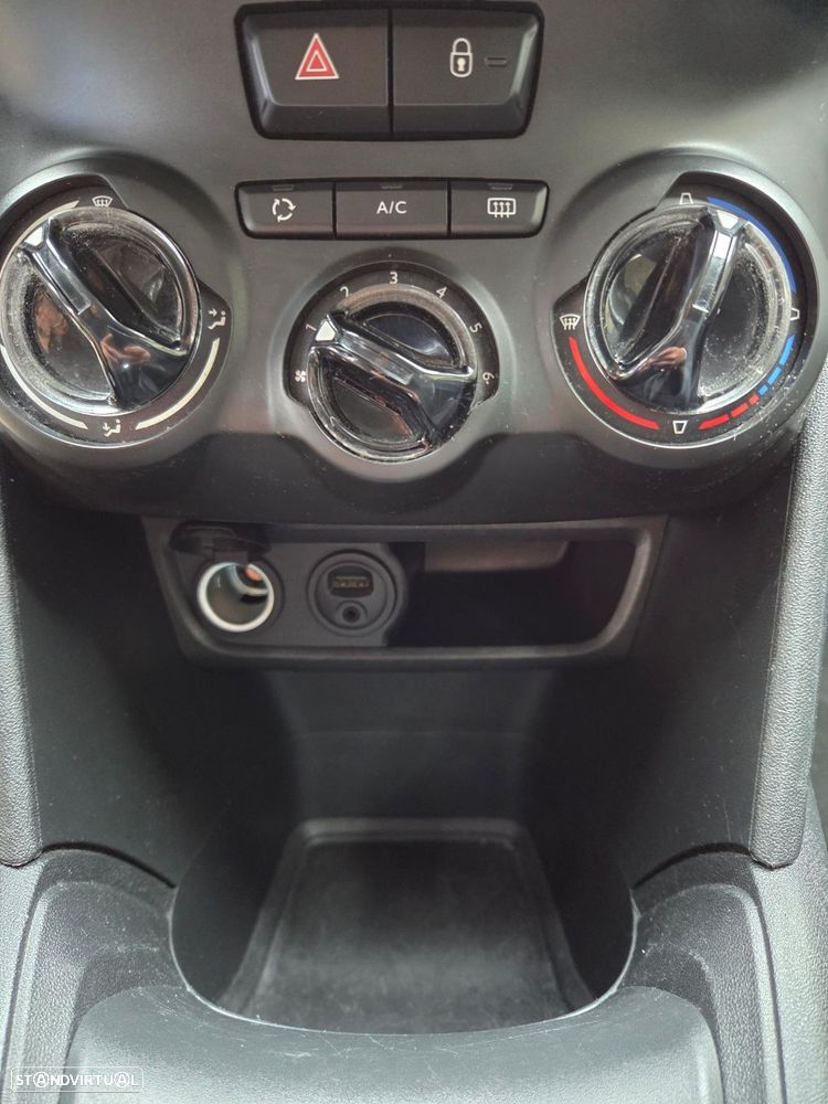 Peugeot 208 1.4 HDi SE Style - 16