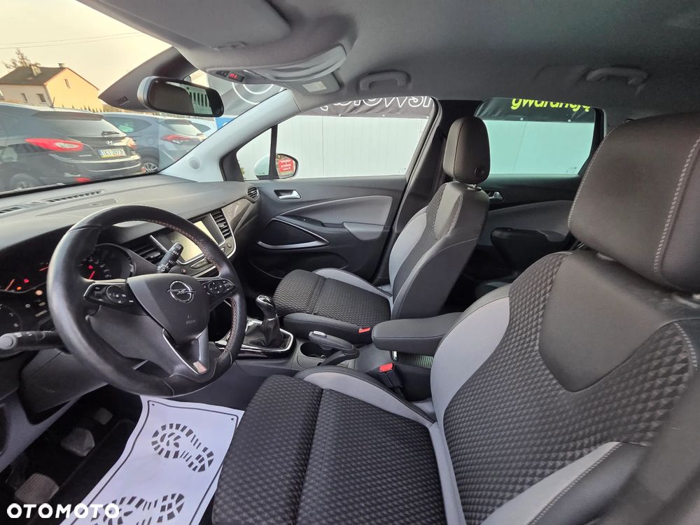 Opel Crossland X - 16