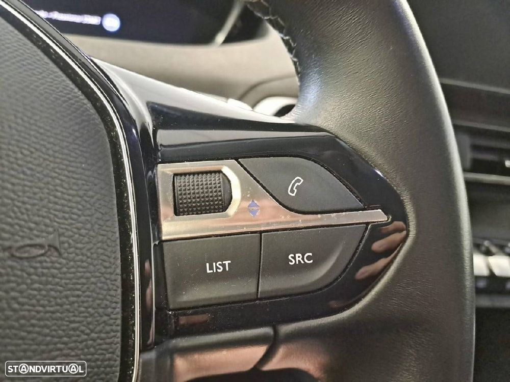 Peugeot 3008 1.5 BlueHDi Allure Pack EAT8 - 16