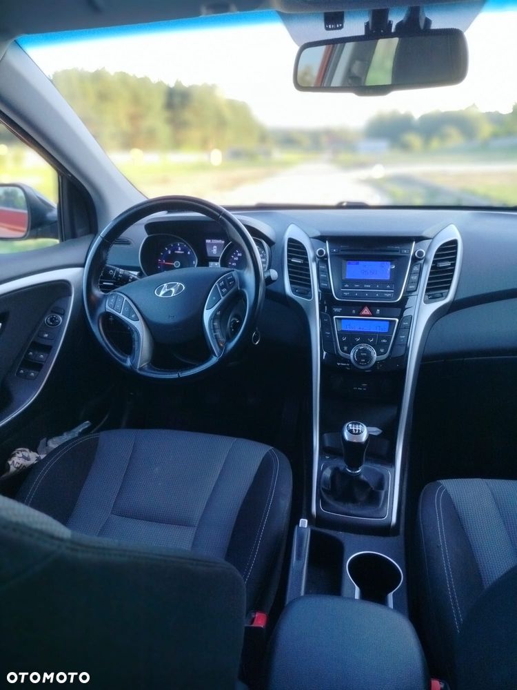 Hyundai i30 blue 1.6 CRDi Classic Navigation - 10