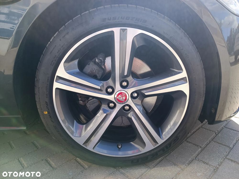 Jaguar XF 20d R-Sport Ingenium Edition - 16