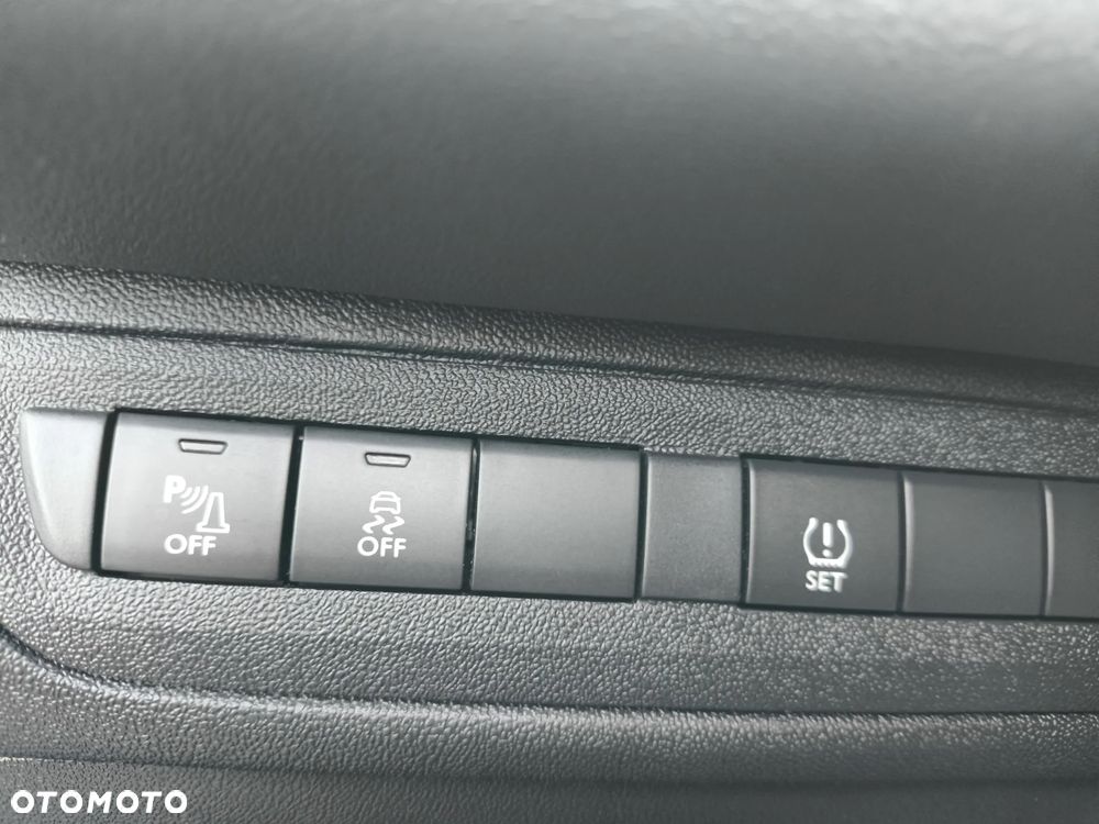 Peugeot 208 PureTech 82 Active - 10