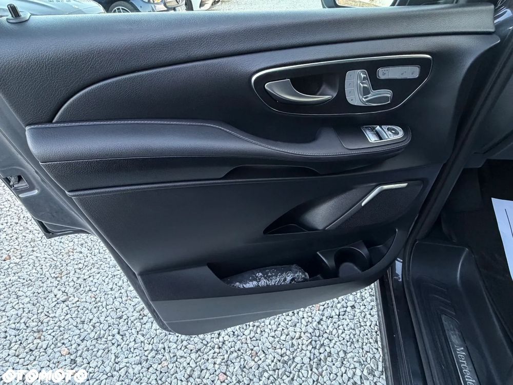 Mercedes-Benz Klasa V 300 d lang 9G-TRONIC Avantgarde - 25