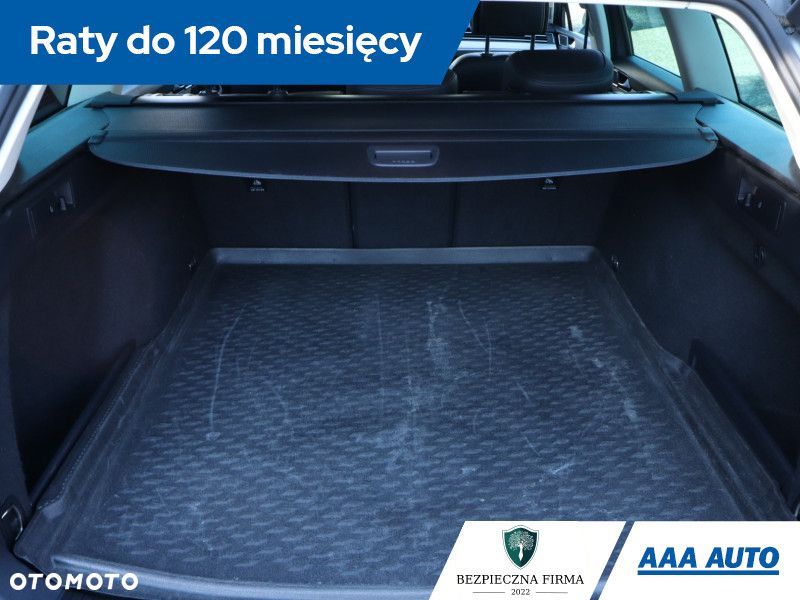 Volkswagen Passat Variant - 16