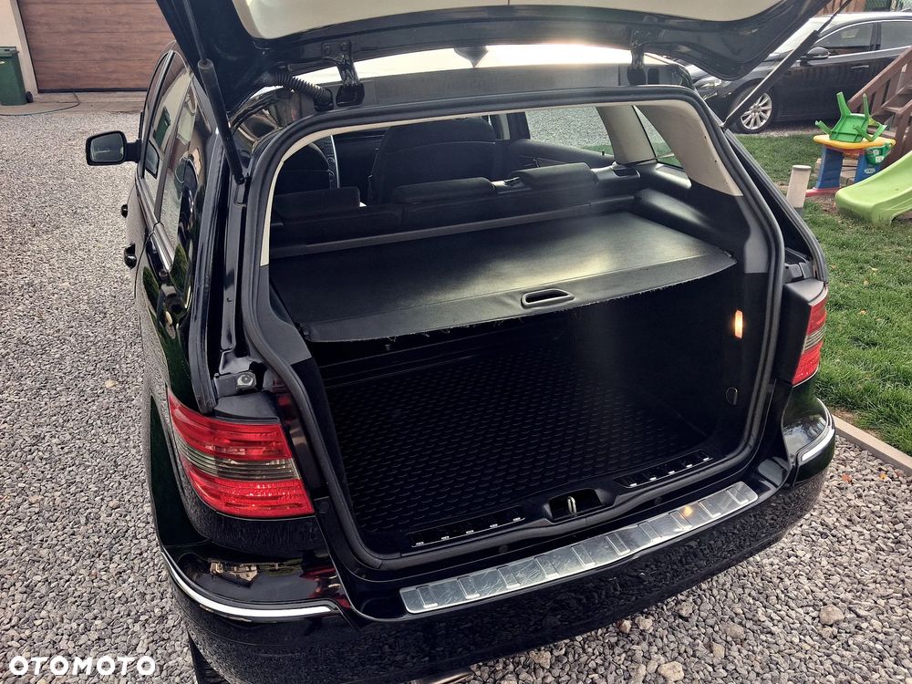 Mercedes-Benz Klasa B 160 BlueEFFICIENCY SPORT EDITION - 21