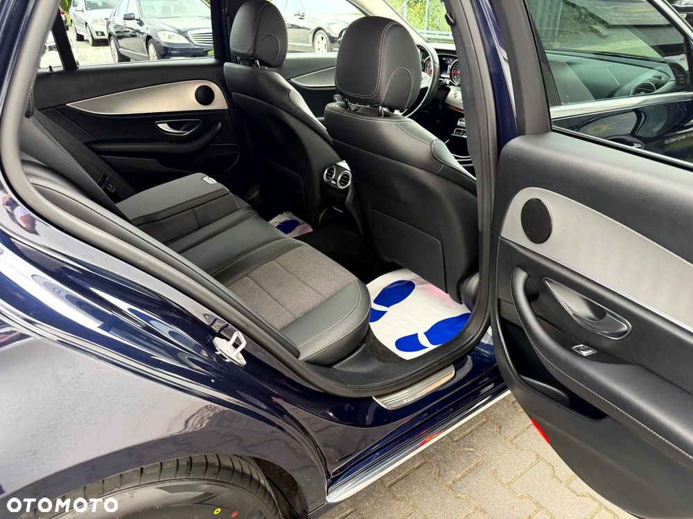 Mercedes-Benz Klasa E 220 d Business Edition 9G-TRONIC - 11