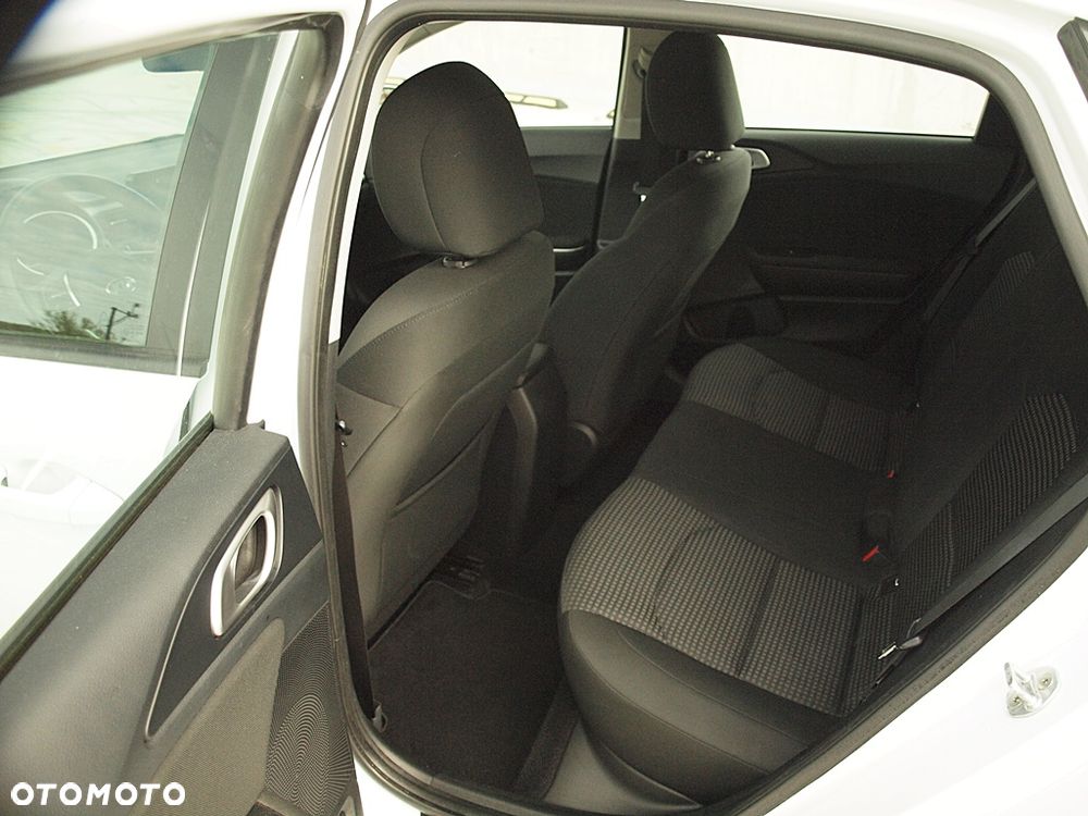 Kia Ceed 1.4 Vision - 27
