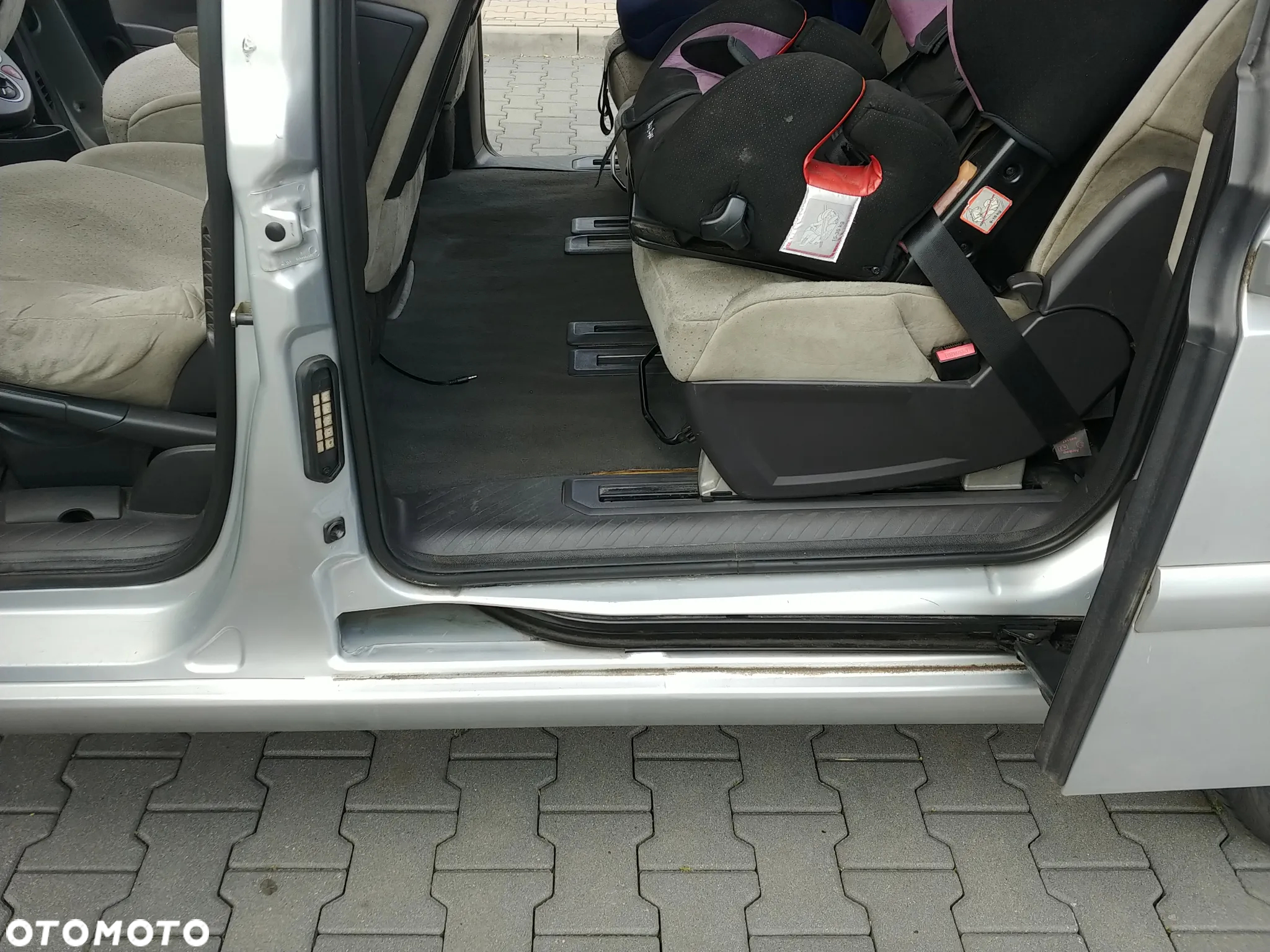 Citroën C8 2.0 16V Exclusive - 23