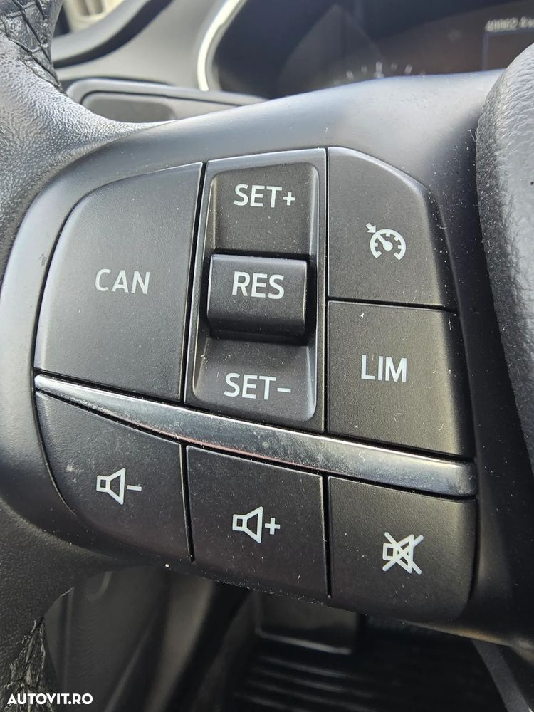 Ford Focus 1.5 EcoBlue Connected - 17