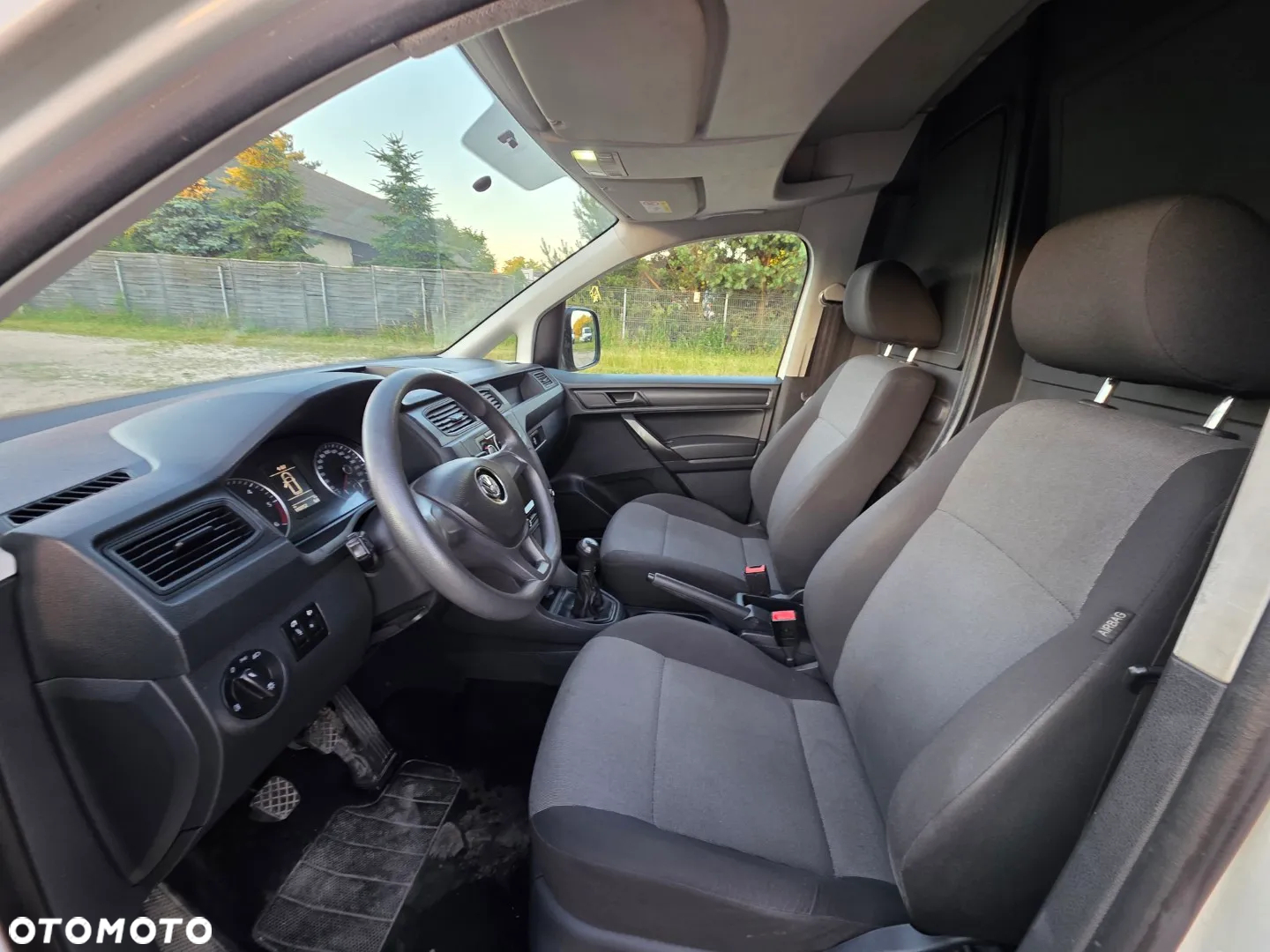 Volkswagen Caddy - 13