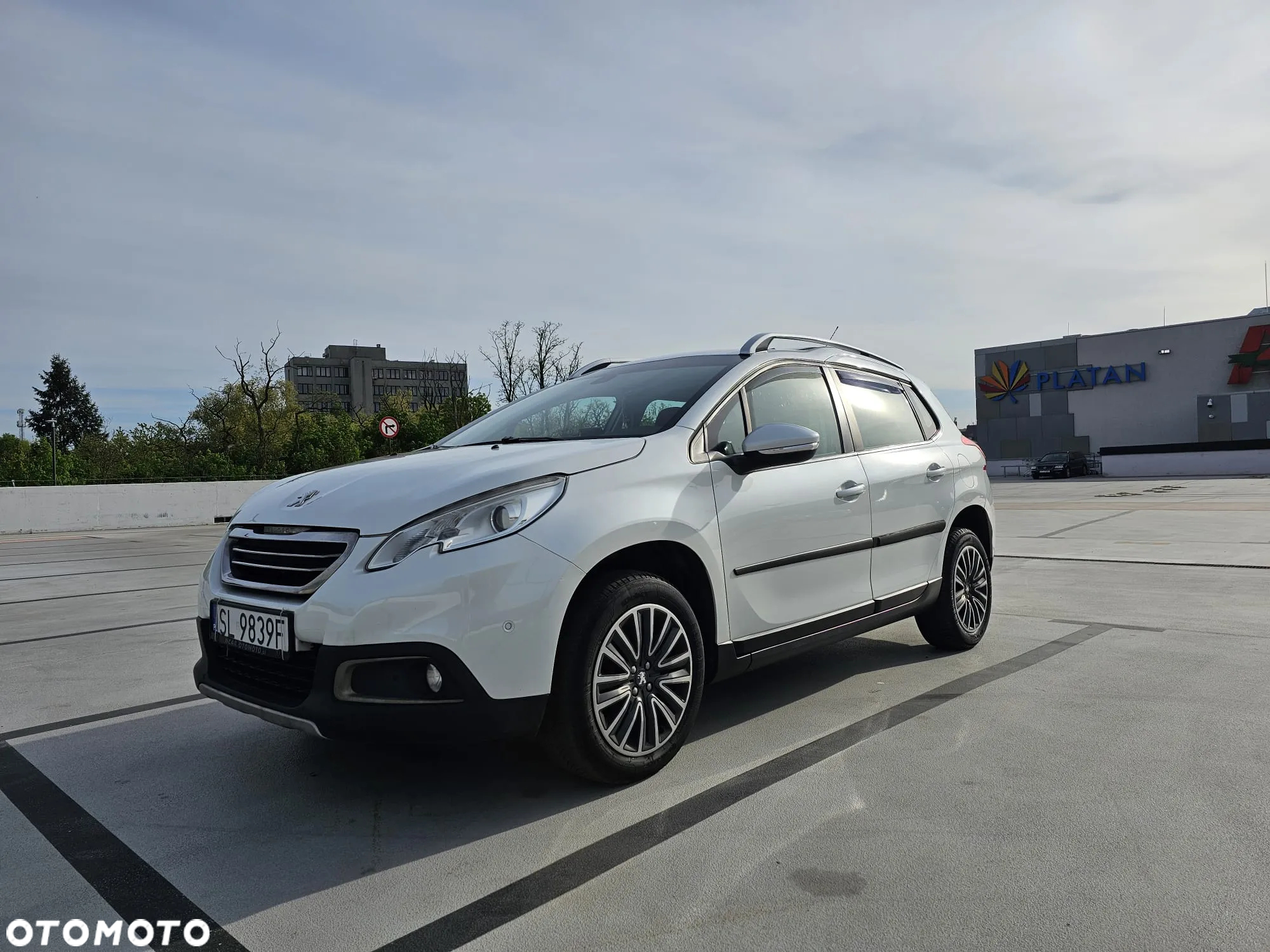 Peugeot 2008 - 9