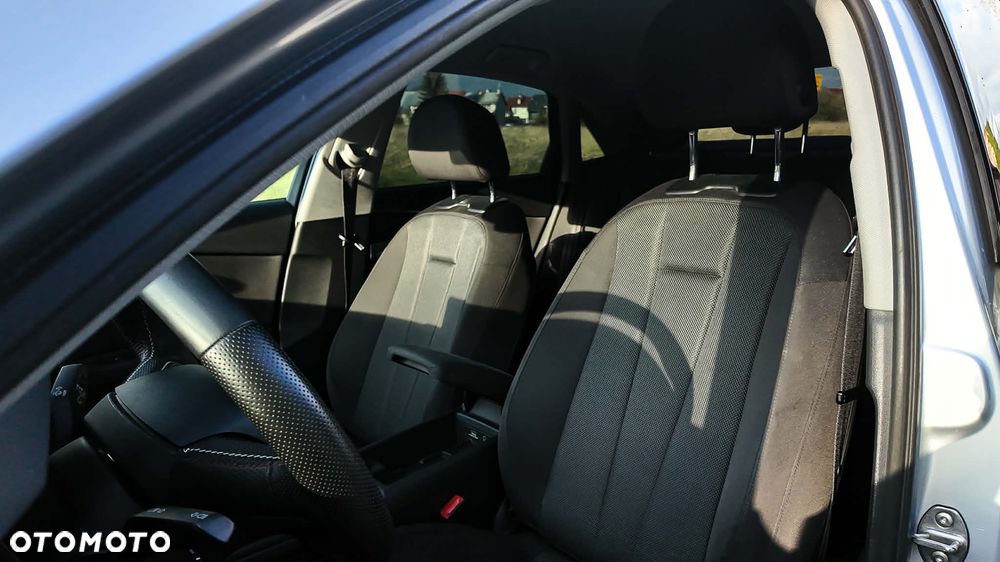 Audi A4 Limousine 2.0 TDI quattro design - 20