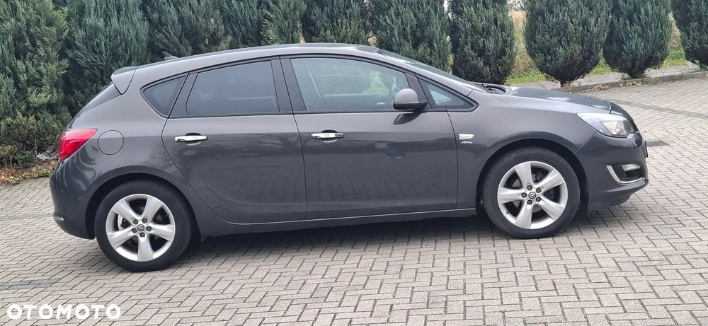 Opel Astra 1.4 Turbo Design Edition - 3