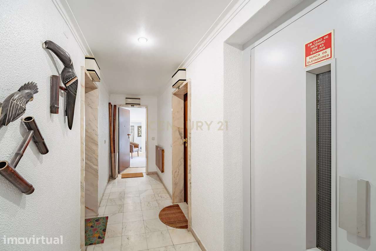 Apartamento Renovado em Charneca de Caparica, Almada - Grande imagem: 3/44