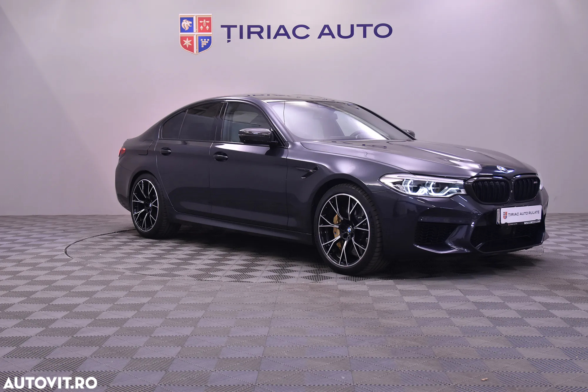 BMW M5 AT - 7