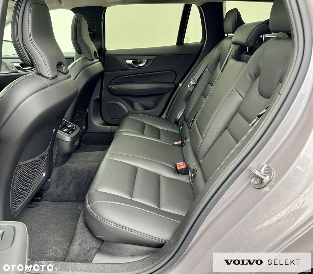 Volvo V60 - 11