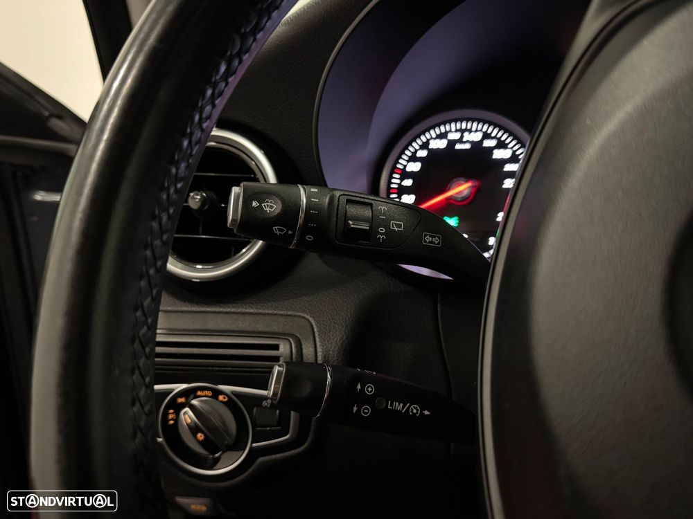 Mercedes-Benz C 200 d Avantgarde - 42