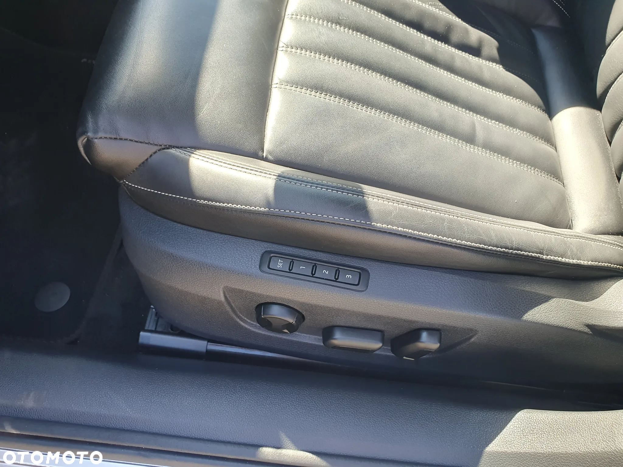 Skoda Superb 2.0 TDI DSG Style - 21