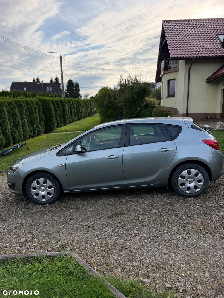 Opel Astra 1.6 Active EU6 - 4
