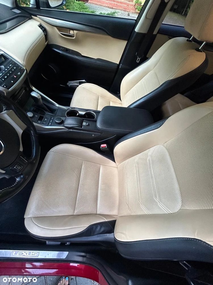 Lexus NX 200t Comfort AWD - 11