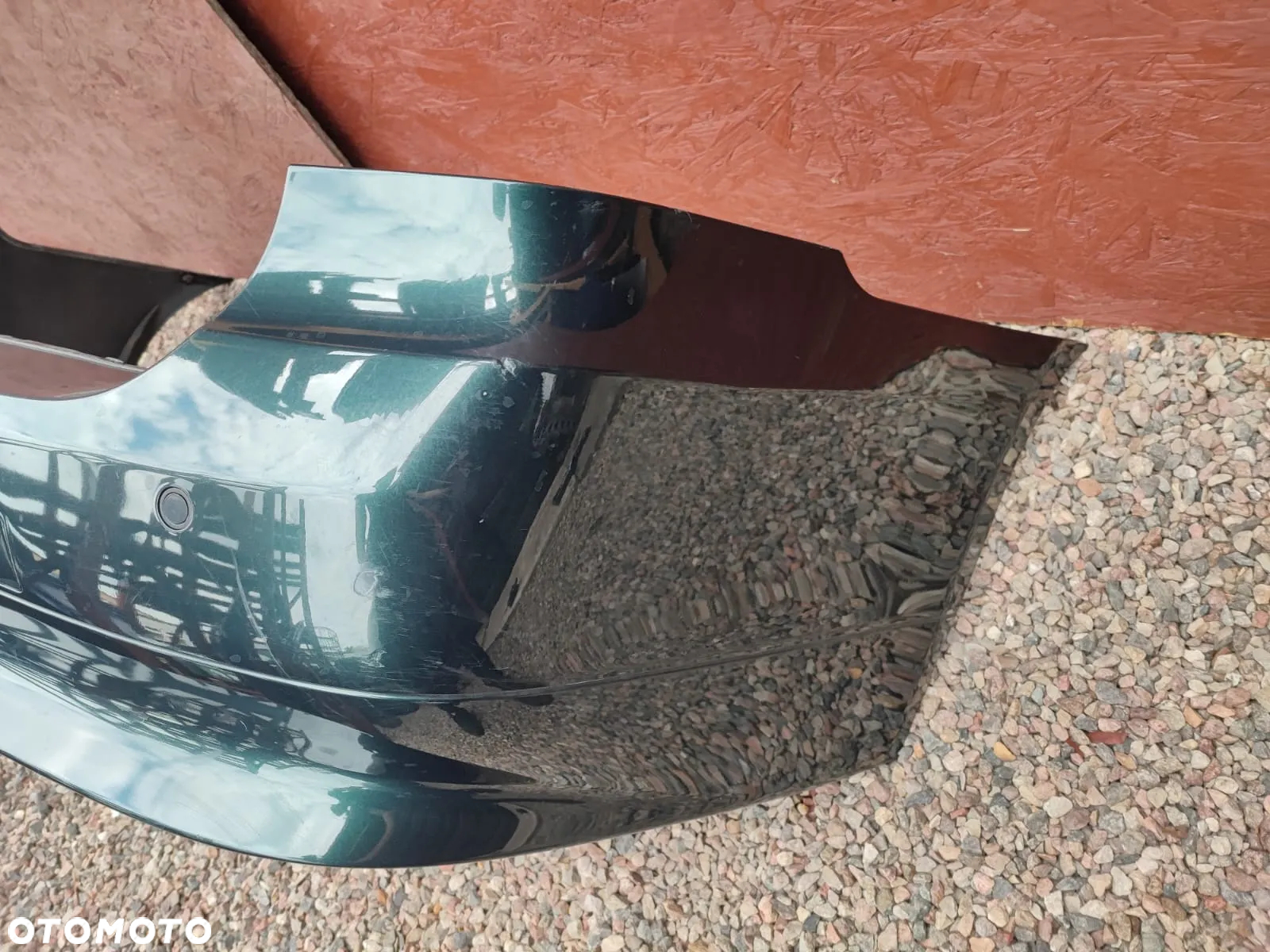 BMW E61. ORYGINALNY KOMPLETNY ZDERZAK TYŁ + CZUJNIK PDC POD HAK WESTFALIA, W KOL. TIEFGRUEN METALLIC O KODZIE LAK. A43 O NR: 0 306 983 OEM. W DOBRYM STANIE. - 8