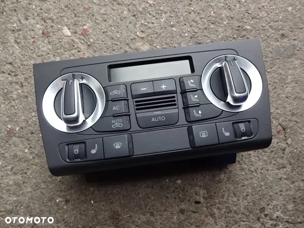 Panel Klimatyzacji Audi A3 8P0 820 043BL