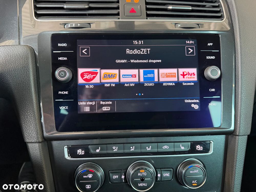 Volkswagen Golf 1.6 TDI BMT Comfortline - 25