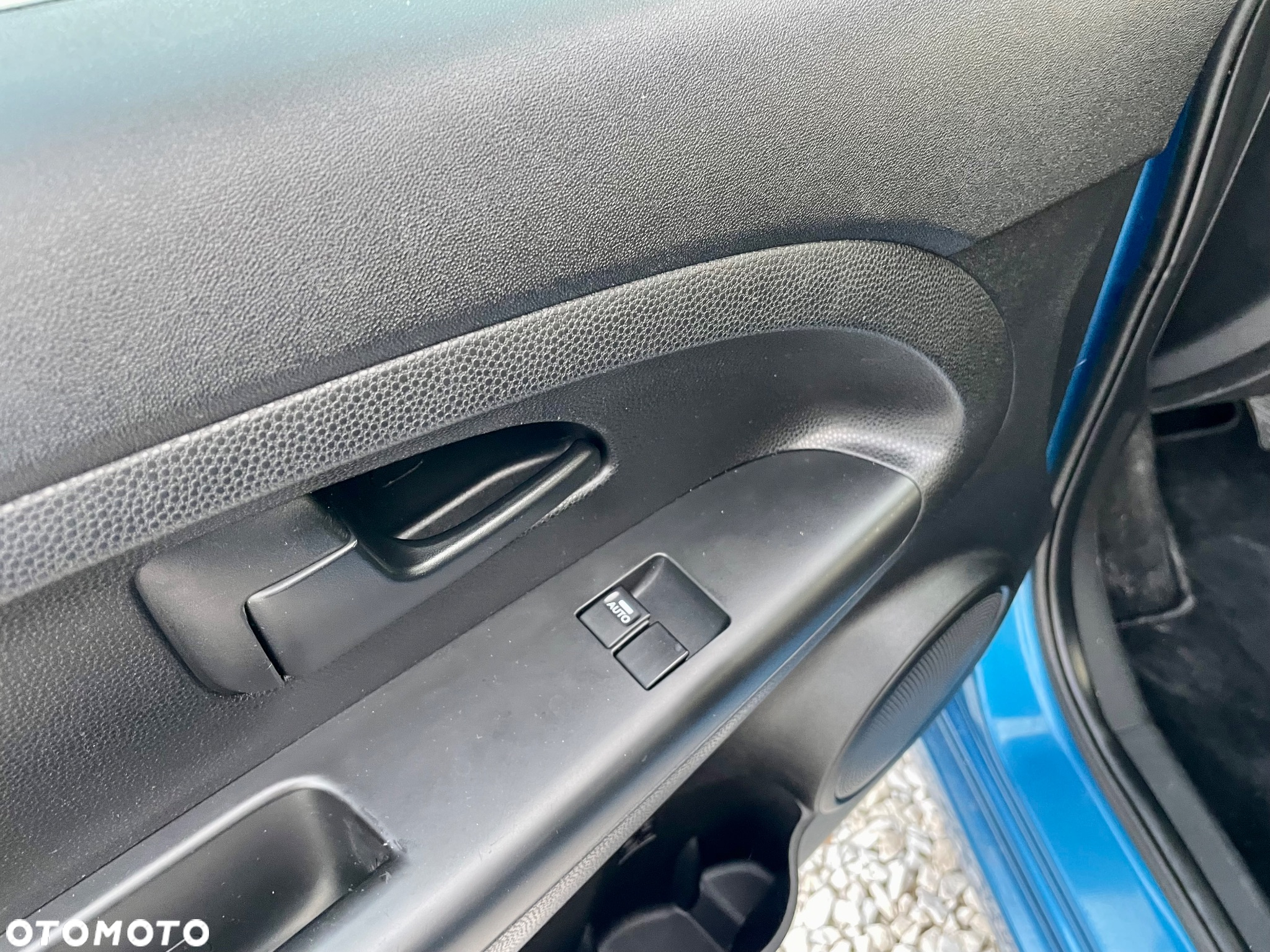 Kia Venga 1.4 CVVT Vision - 26