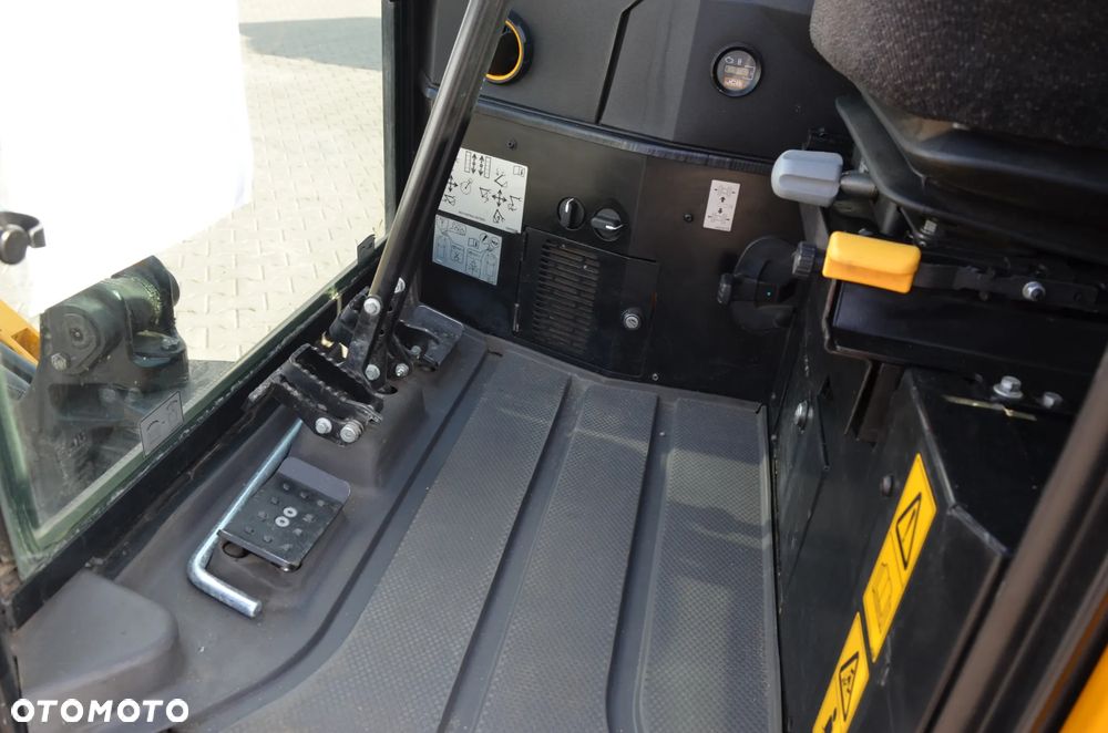 JCB 19C-1 / 2023r / 677mth! / JOYSTICK / ŚWIETNY STAN - 9