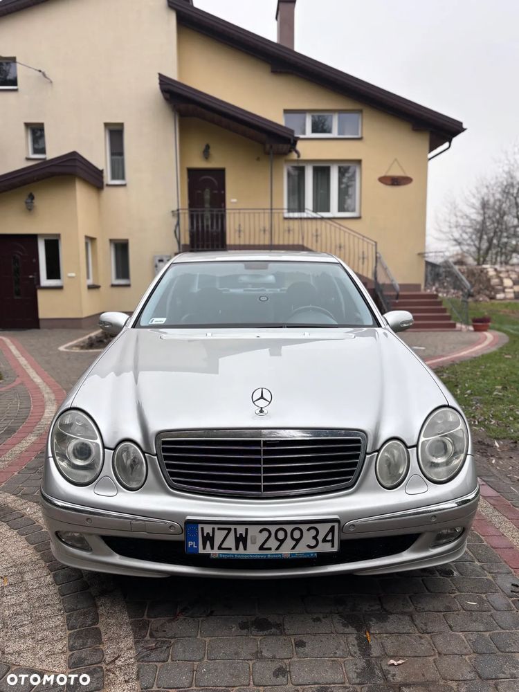 Mercedes-Benz Klasa E 220 T CDI Automatik Avantgarde - 4