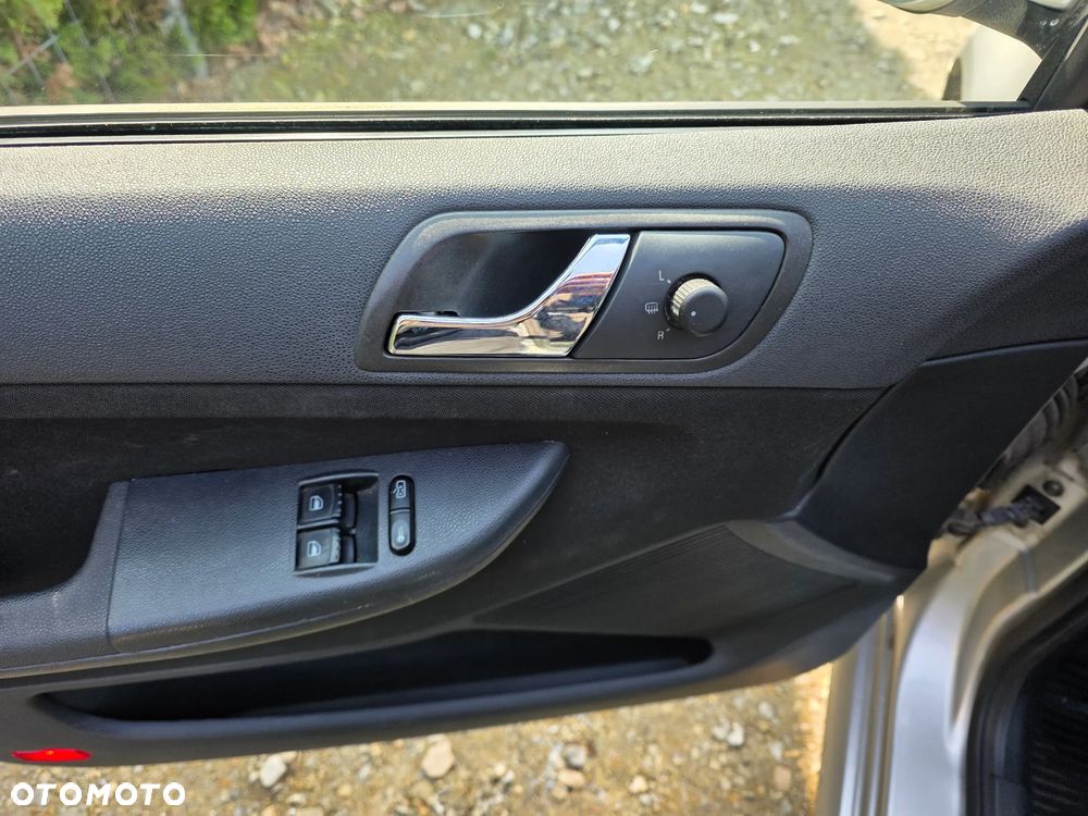 Skoda Fabia 1.2 HTP Combi Comfort - 14