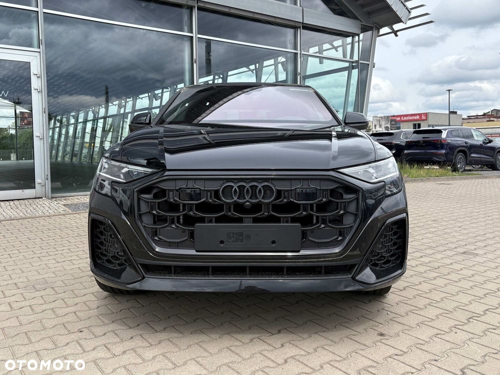Audi SQ8 - 9