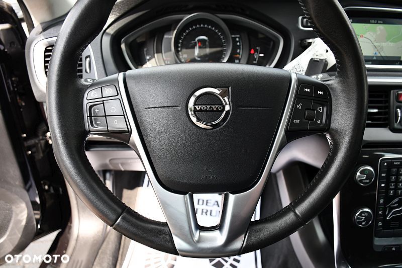 Volvo V40 T3 Momentum - 12