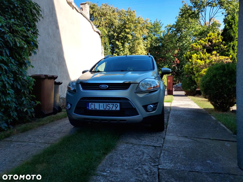 Ford Kuga 2.0 TDCi 2x4 Titanium - 5