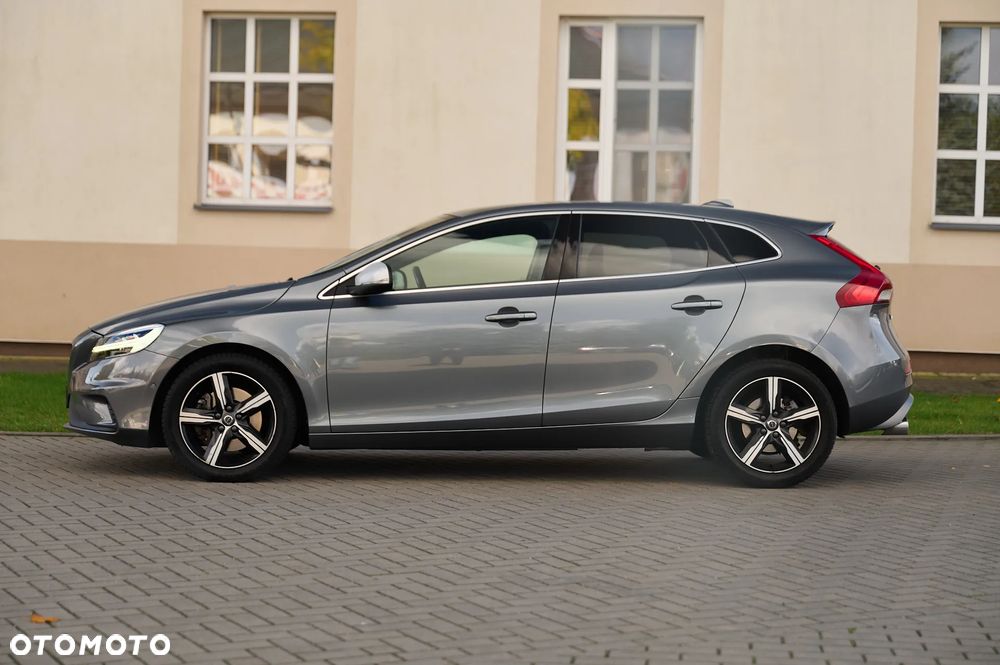 Volvo V40 D3 Geartronic RDesign - 5