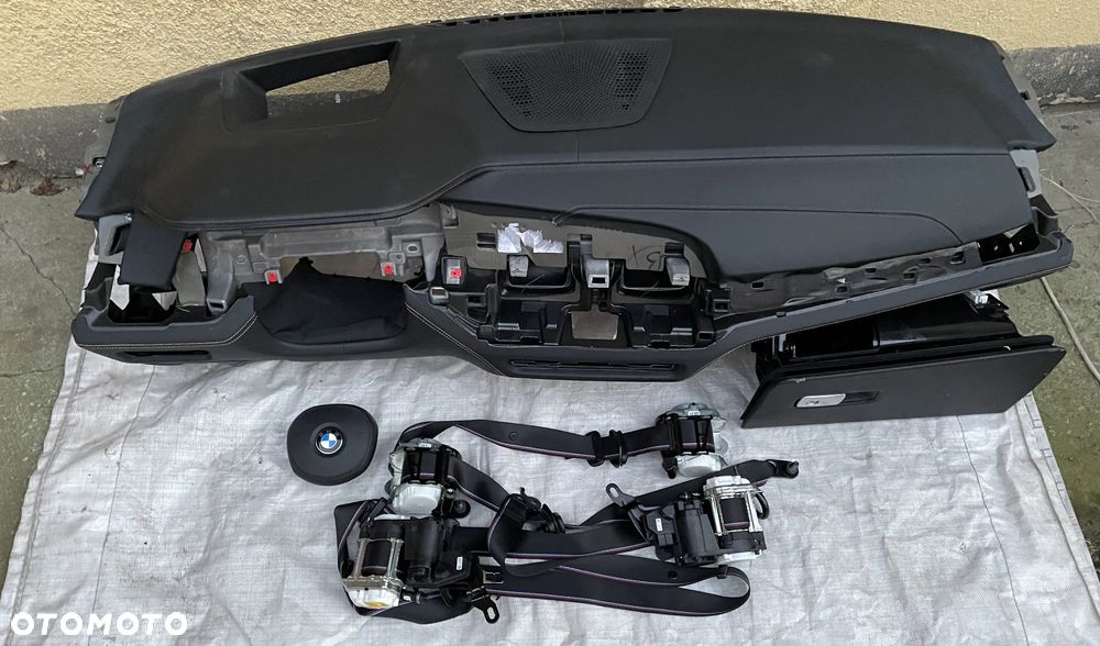 BMW X6 M F96 Konsola deska rozdzielcza poduszki airbag pasy - 1