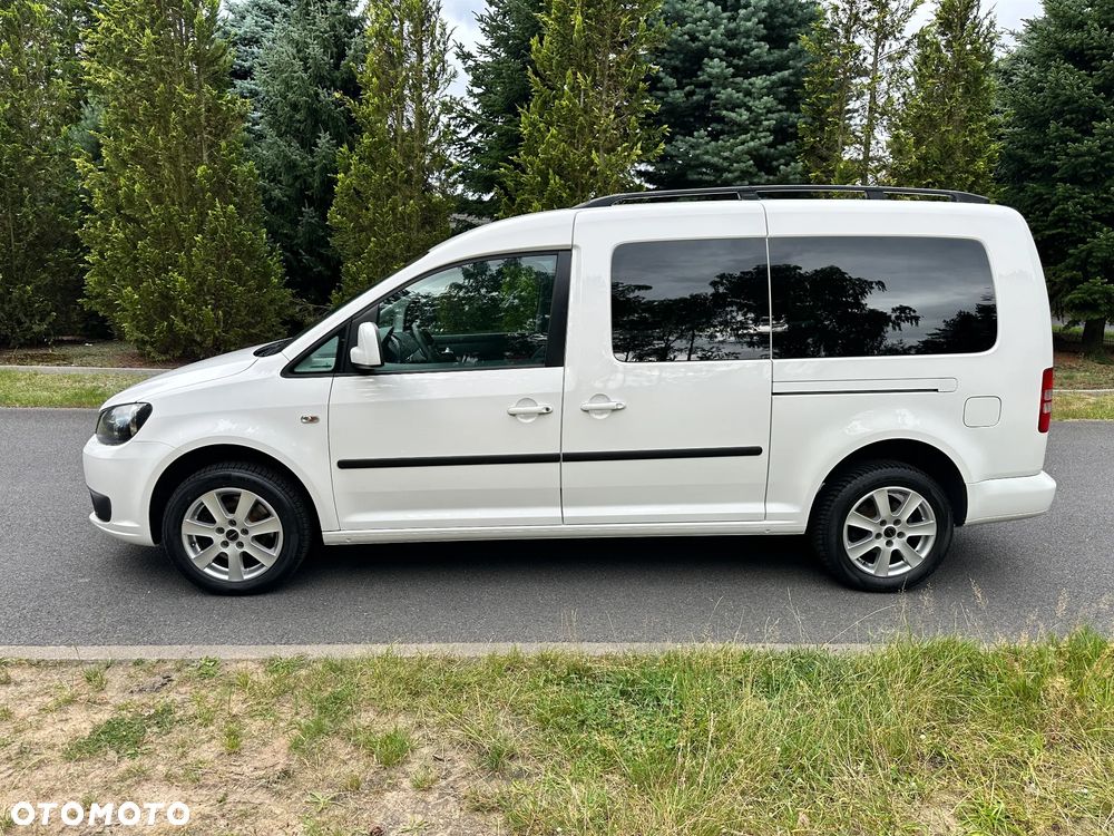 Volkswagen Caddy Maxi Comfortline BMT - 8