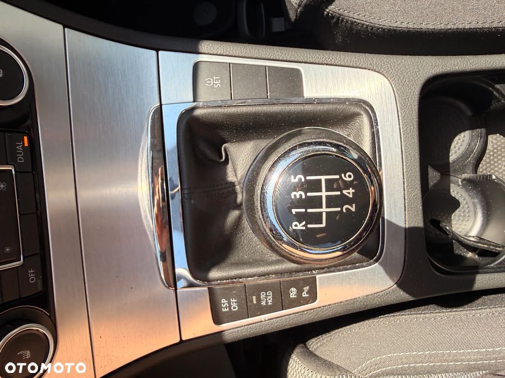 Volkswagen Passat CC 1.8 TSI Exclusive - 28