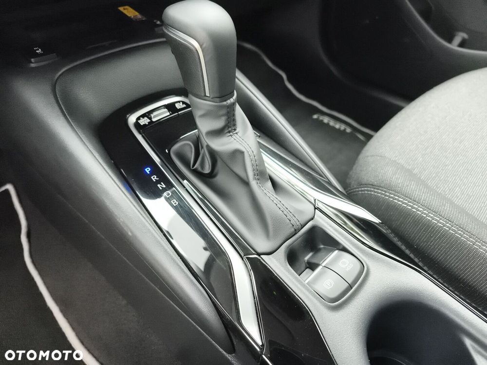 Toyota Corolla 1.8 Hybrid Style - 18