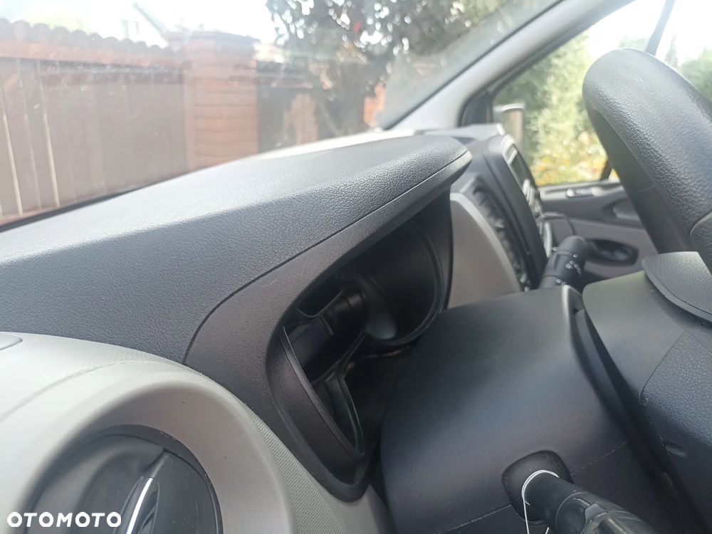 Renault Trafic 3 - 23