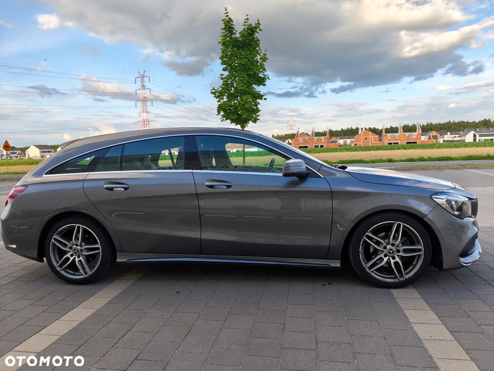 Mercedes-Benz CLA 180 7G-DCT AMG Line - 15