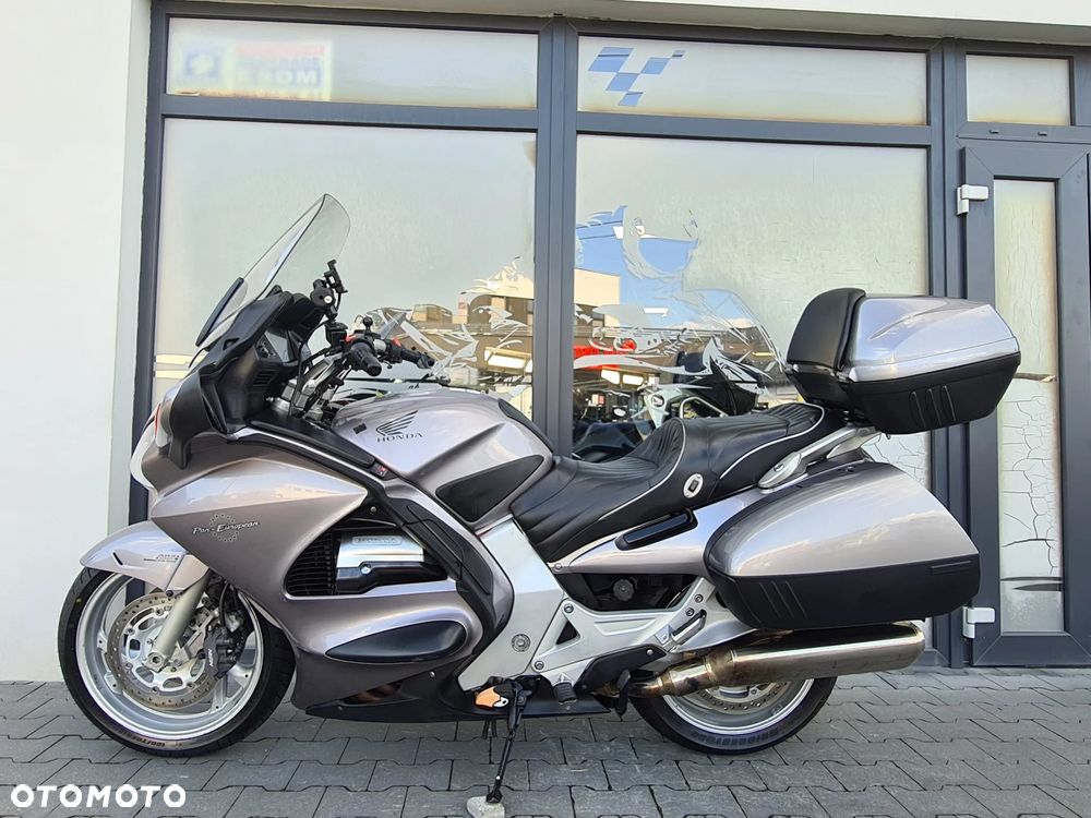 Honda ST - 11
